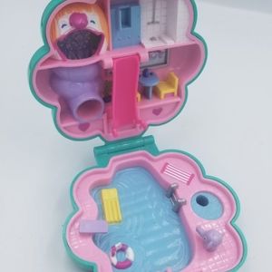 Vintage bluebird polly pocket